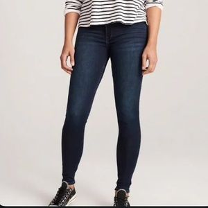 Abercrombie & Fitch Jean Legging